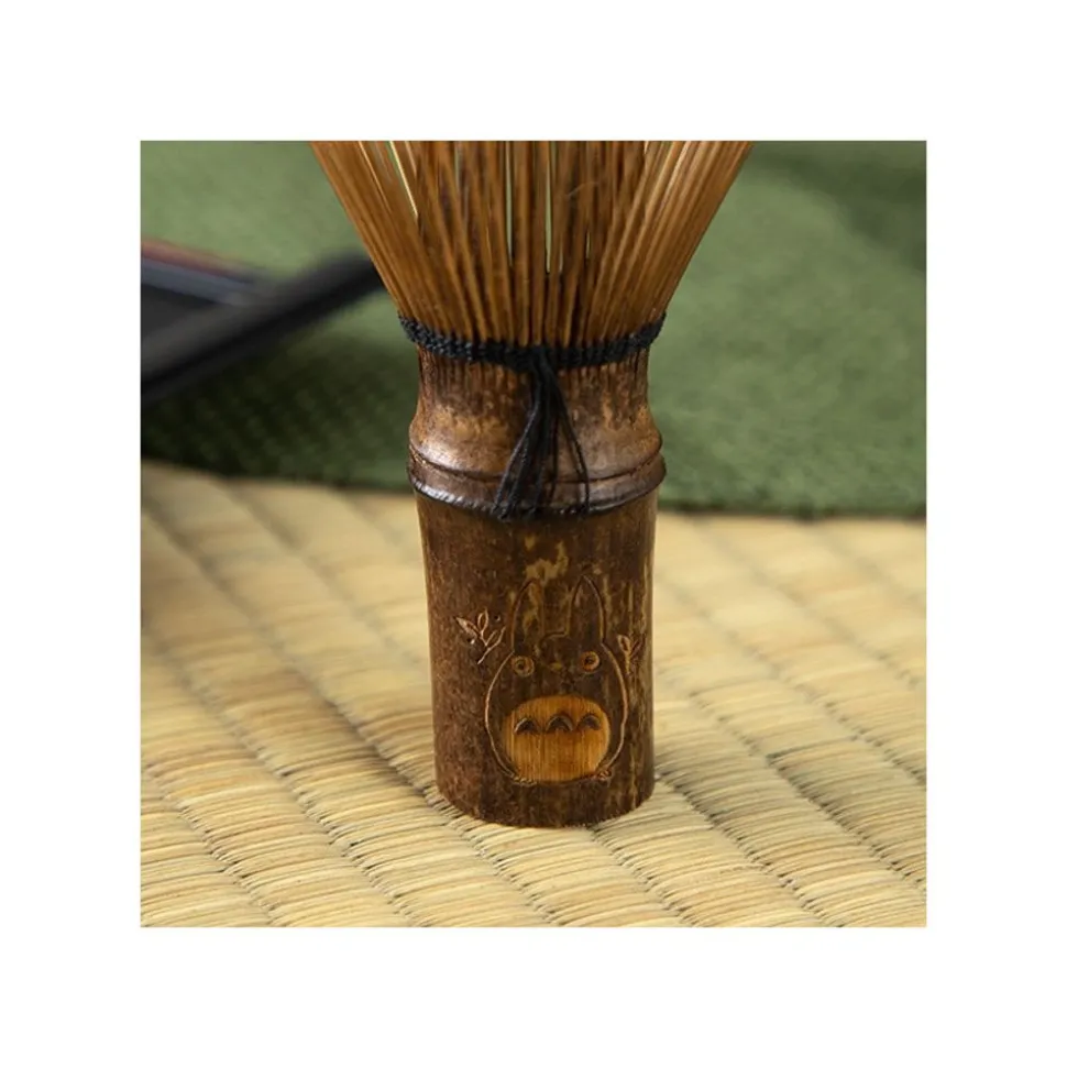 Akahada-Yaki Matcha Tea Bowl & Whisk - My Neighbor Totoro