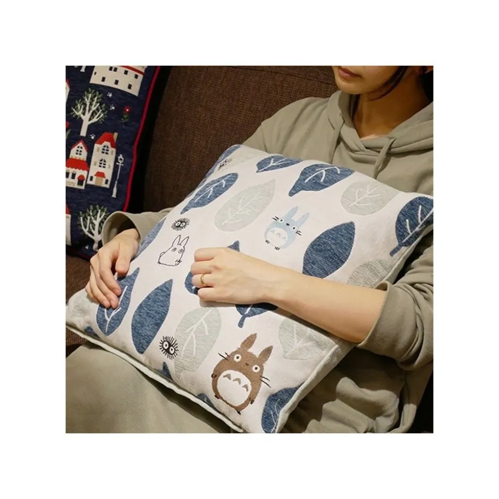 Cushion Big Totoro Blue & Green Leaves 45X45 Cm - My Neighbour Totoro