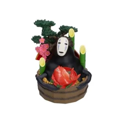 Diorama No Face Golden Bucket & Bamboos - Spirited Away