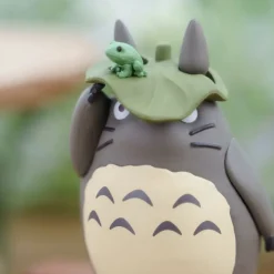 Kumukumu 3D Puzzle Big Totoro With Leaf - My Neighbor Totoro