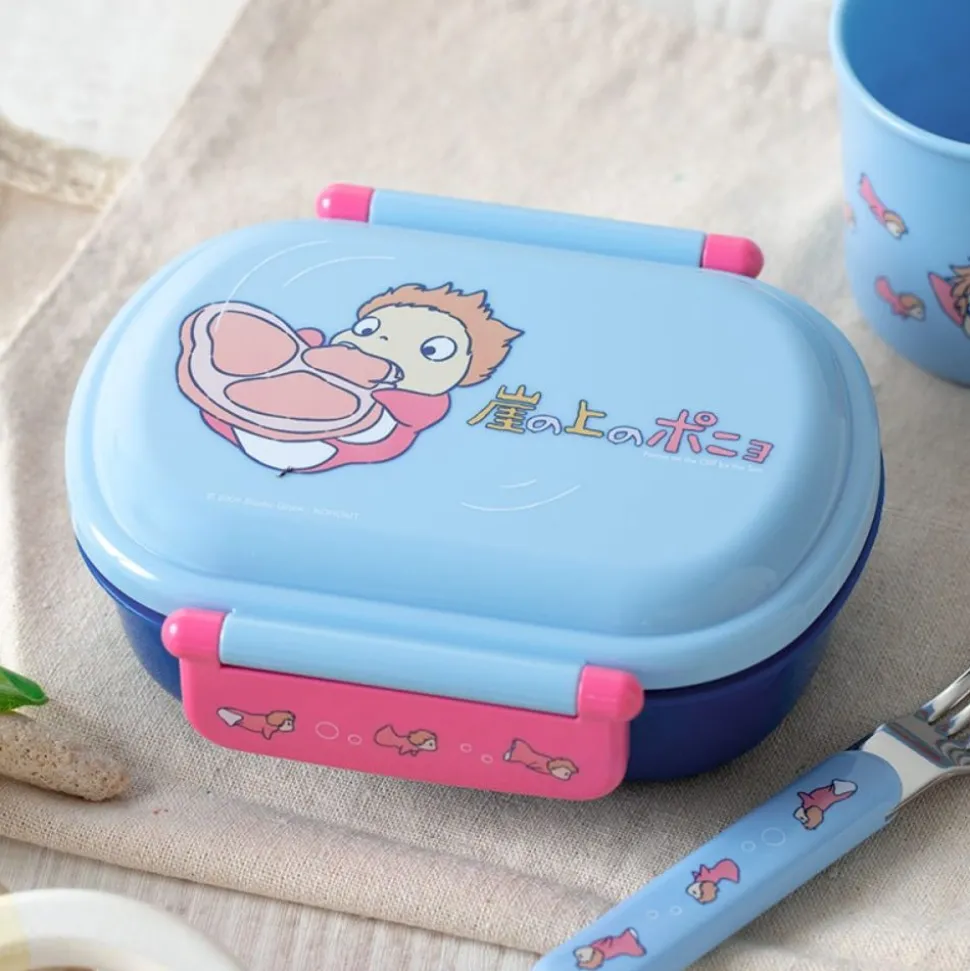 Lunch Box 2 Locks Ponyo In The Ocean - Ponyo On The Cliff