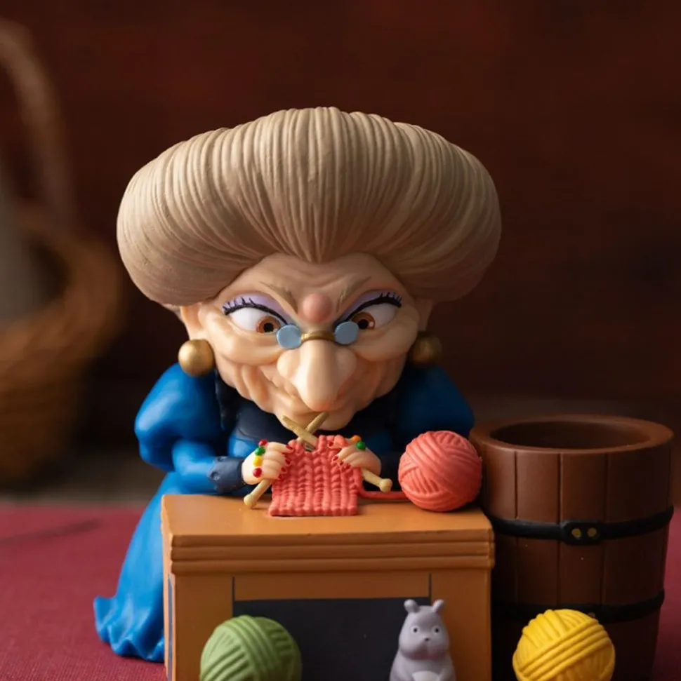 Pencil Holder Figurine Yubaba Knitting - Spirited Away