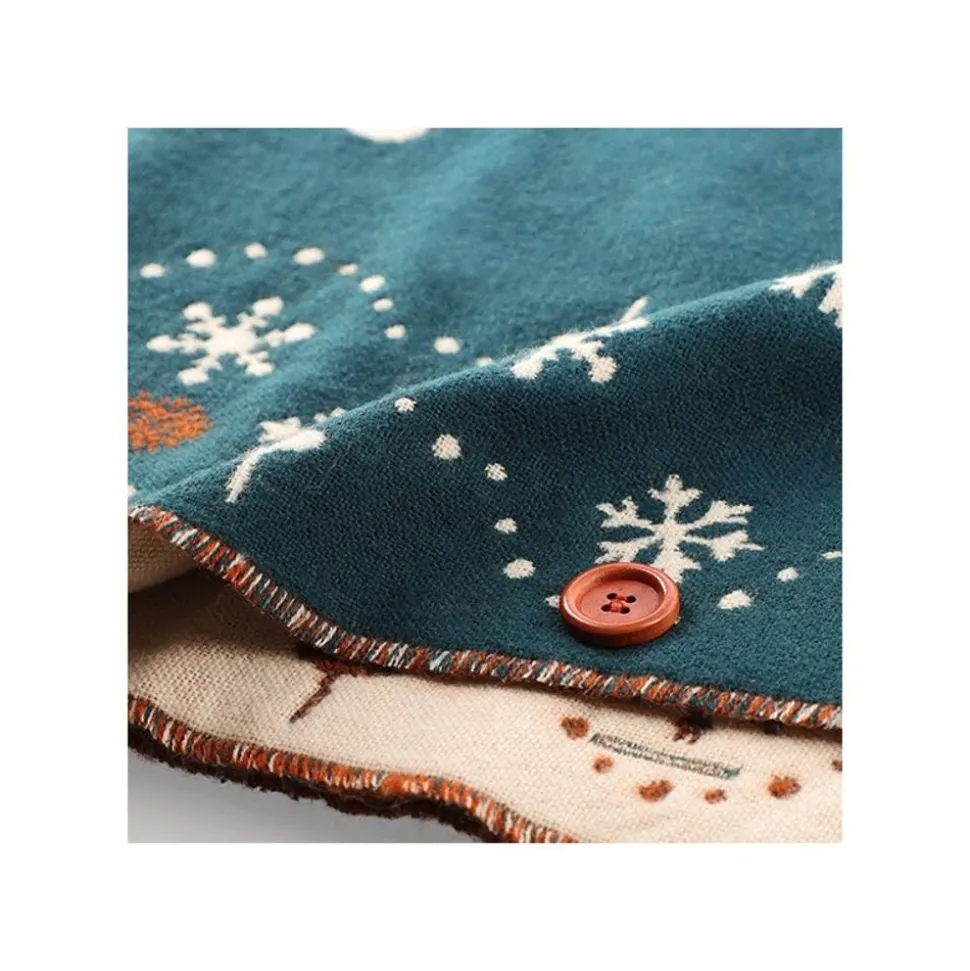 Stole With Button Walking In Snow - My Neighbor Totoro