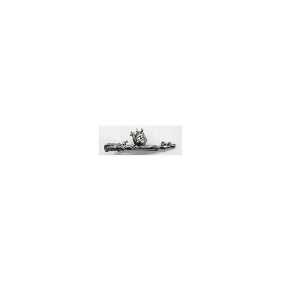 Totoro Pin - Leaves - My Neighbour Totoro