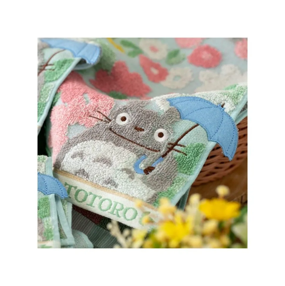 Towel Totoro Flower Fields 34X80 Cm - My Neighbor Totoro