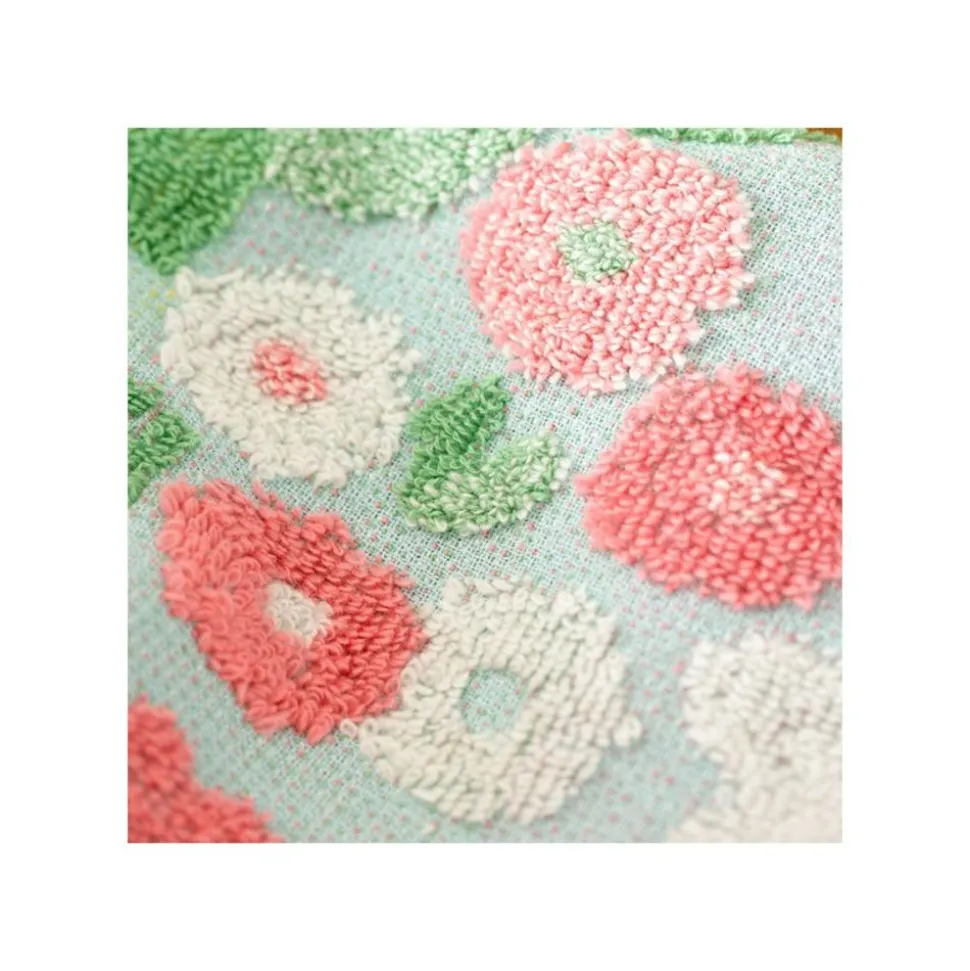 Towel Totoro Flower Fields 34X80 Cm - My Neighbor Totoro